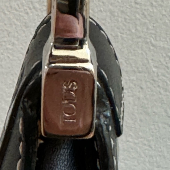 Tod’s traditional Italian 1 strap leather shoulder tote zip top handbag classic - Picture 14 of 15